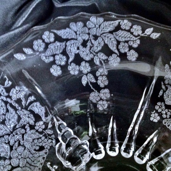 💲SALE💲Vintage New Martinsville Large Meadow Wreath Etched Clear Crystal Bowl - Picture 4 of 6